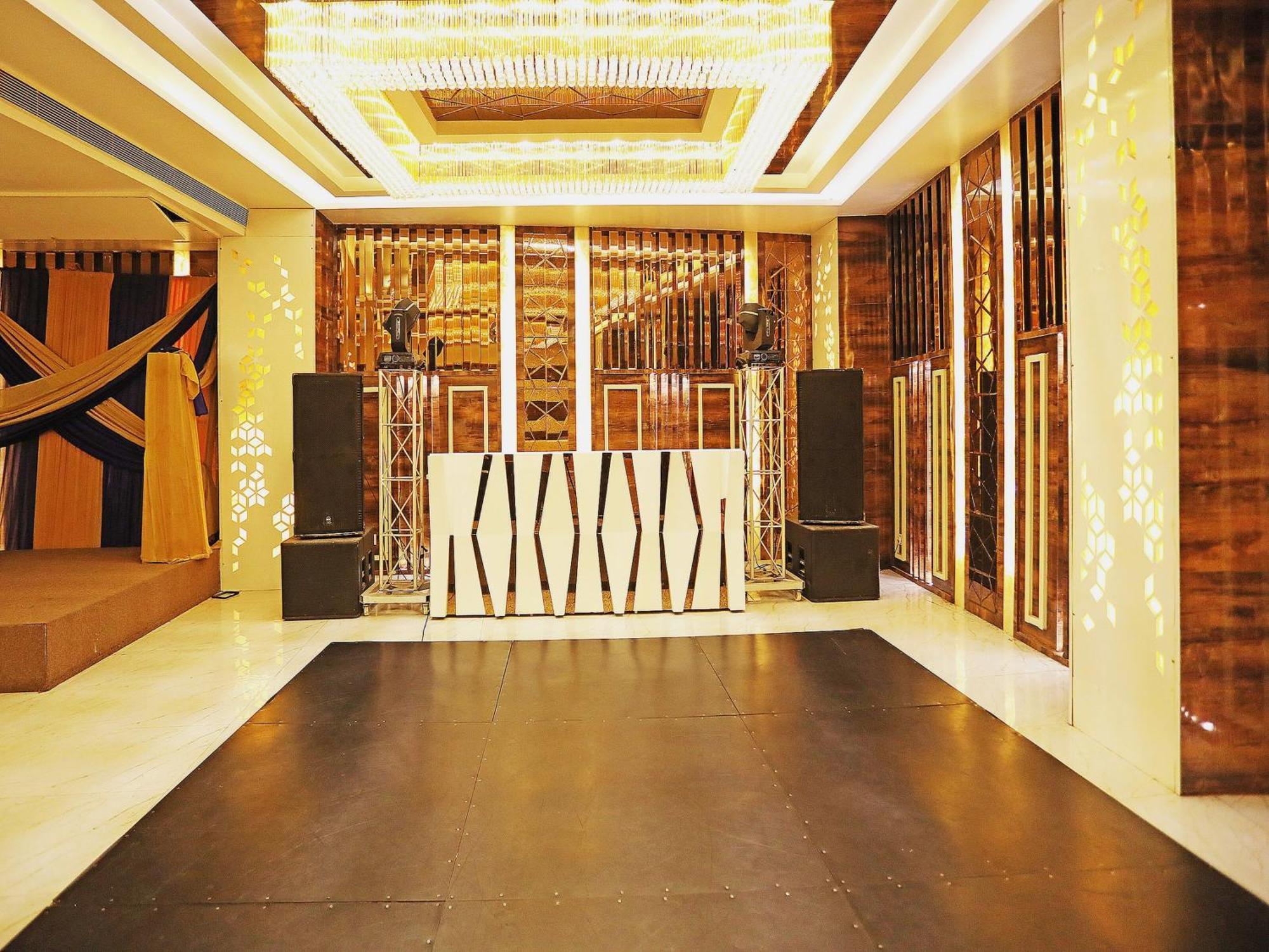 Fabhotel Ronald Inn Faridabad Buitenkant foto