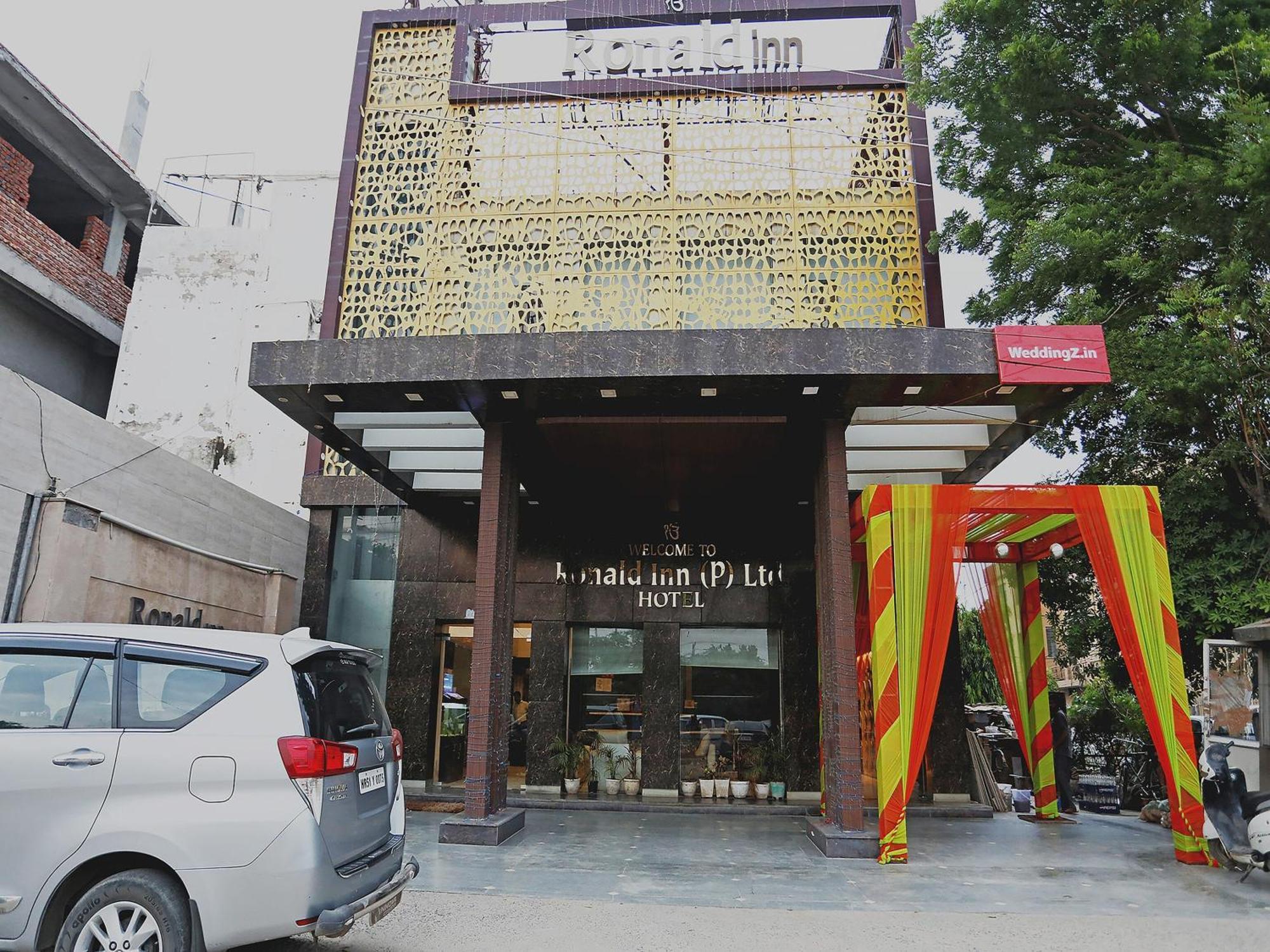 Fabhotel Ronald Inn Faridabad Buitenkant foto